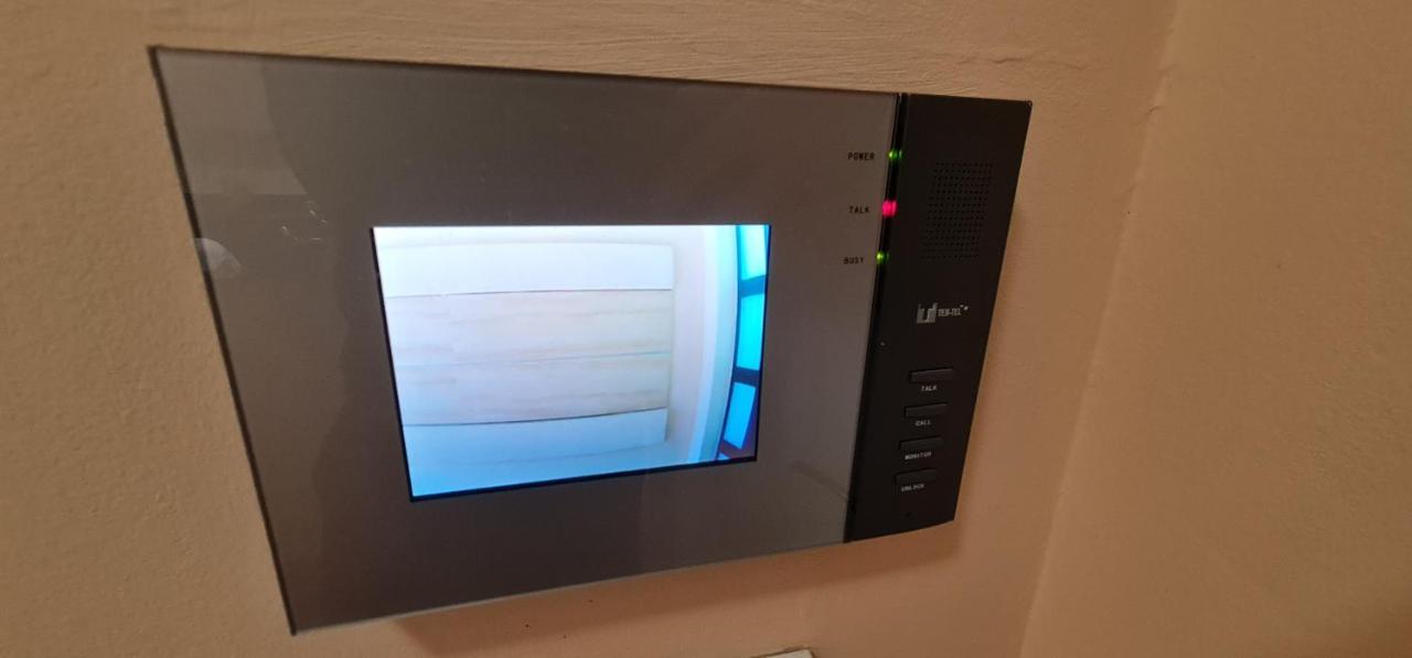 Design Apartment Business Lux 4 Star "Rio" Completely Business Lux Place In The City Center & Free Included Industry Optical Wifi & Netflix & Keyless Code Entry & Full Smart App & Kitchen & Washing Machine & Wide Terrace & Secure 2 Parking Place Ćuprija Dış mekan fotoğraf